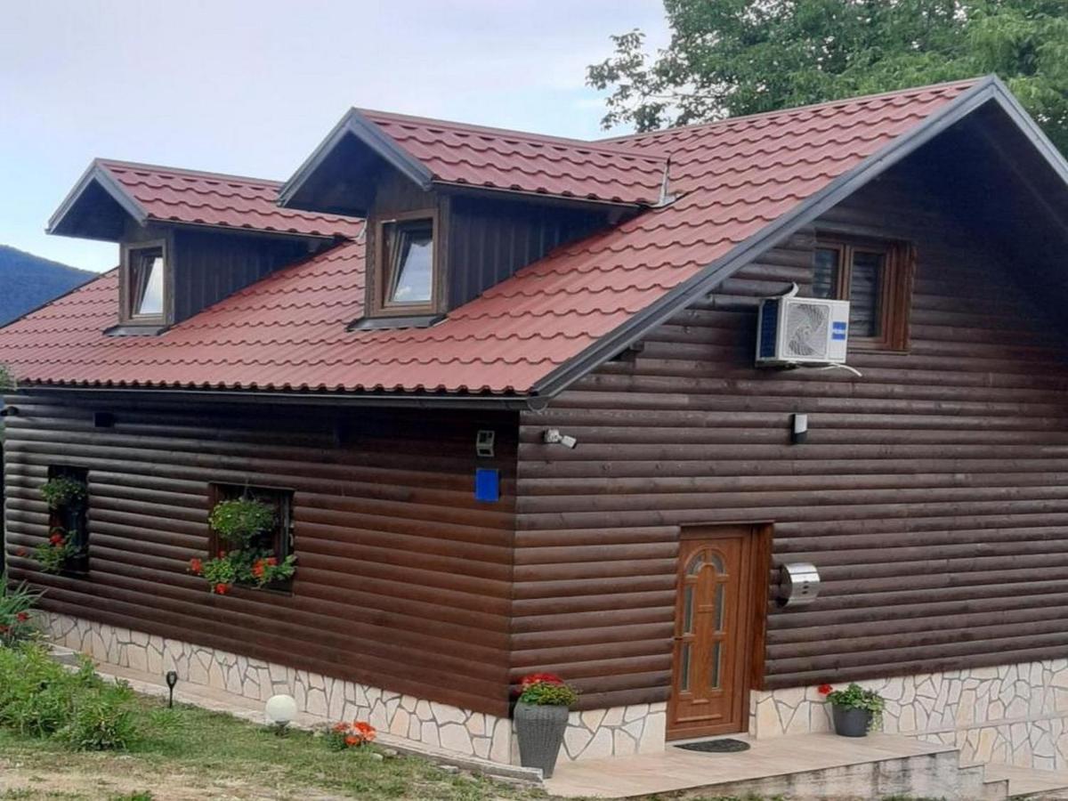 Matan House Vila Otočac Exterior foto